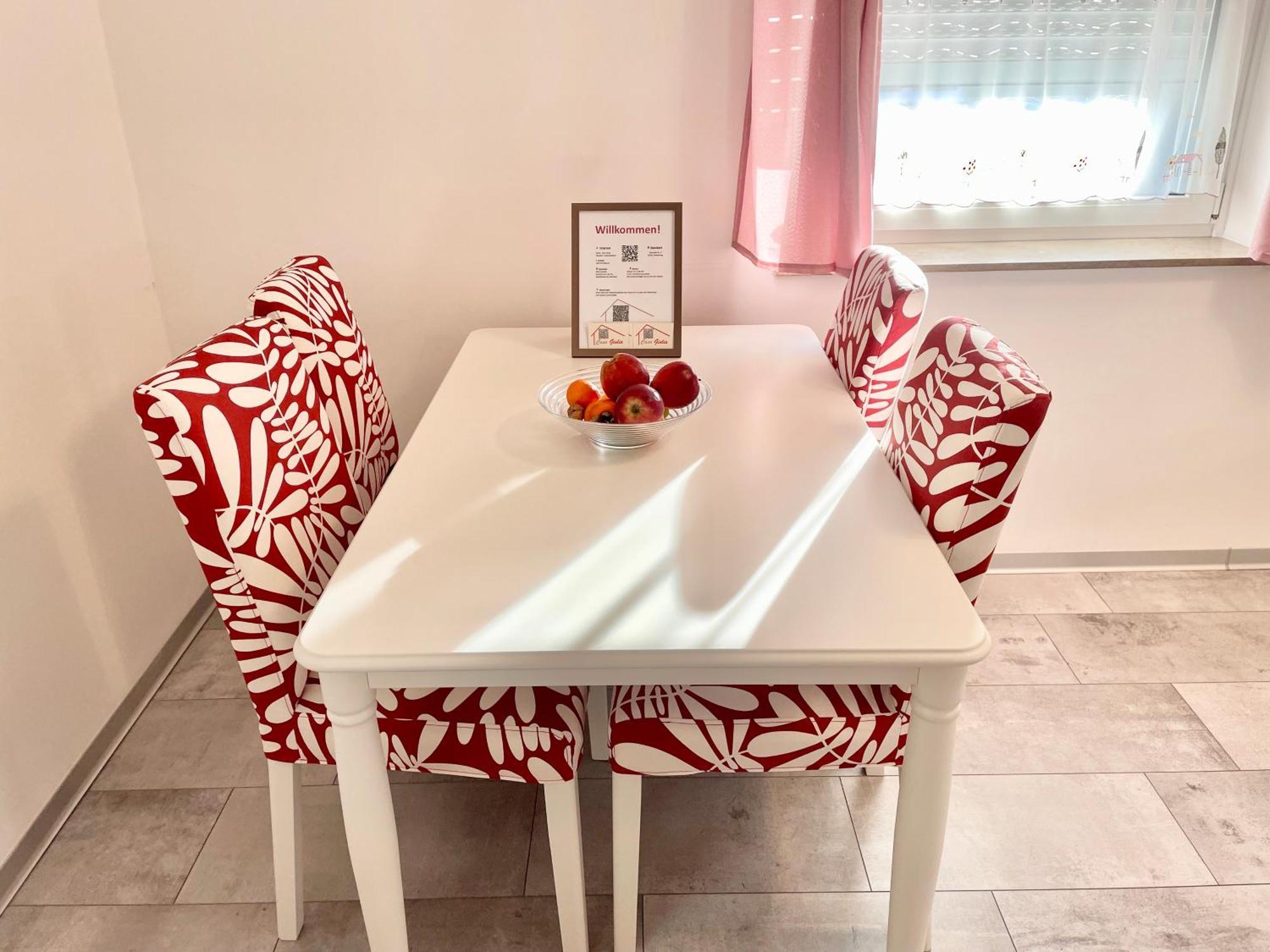 Casa Giulia 2 Zimmer Nahe Giessen, Kueche, Bad, Wlan, Parkplatz Krofdorf-Gleiberg Zewnętrze zdjęcie